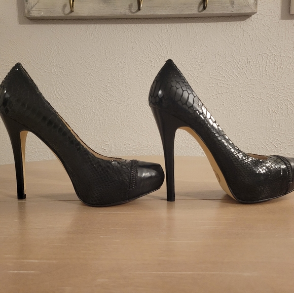 Michael Kors Stilleto Heels Sz 7 - Picture 7 of 9